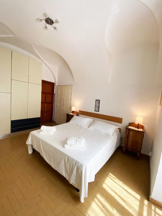 Central Apartment Dolceacqua Luaran gambar